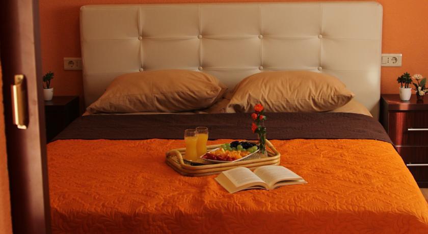 Apartments Paradise อุลซิน ภายนอก รูปภาพ