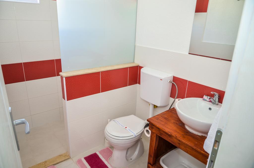 Apartments Paradise อุลซิน ภายนอก รูปภาพ