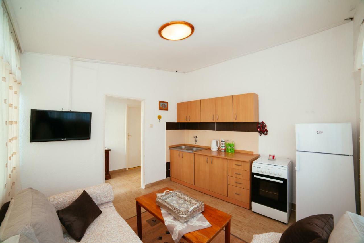 Apartments Paradise อุลซิน ภายนอก รูปภาพ