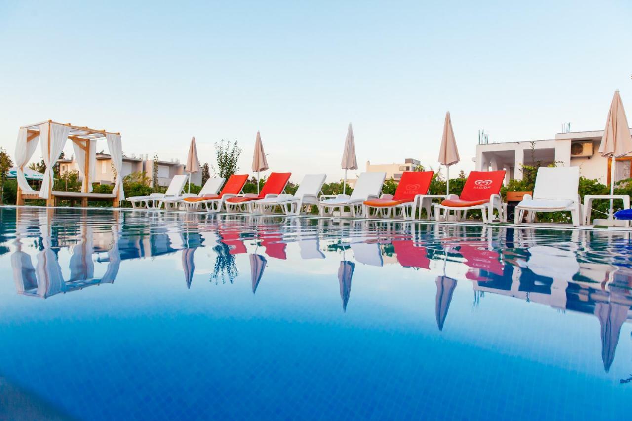 Apartments Paradise อุลซิน ภายนอก รูปภาพ