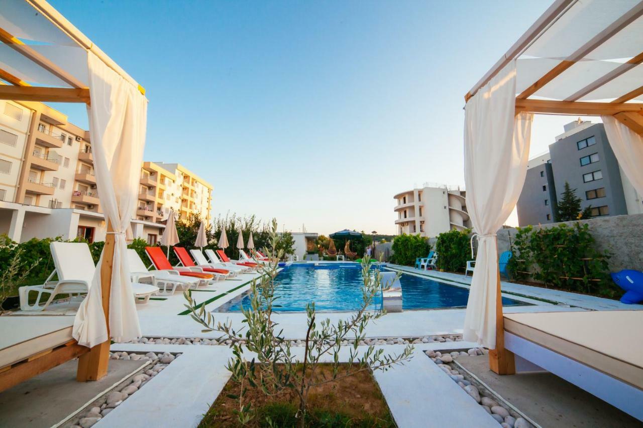 Apartments Paradise อุลซิน ภายนอก รูปภาพ