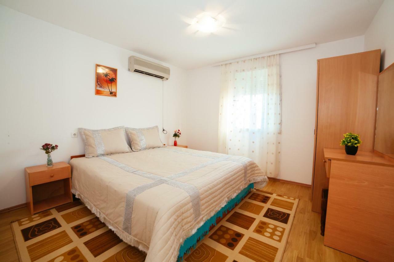 Apartments Paradise อุลซิน ภายนอก รูปภาพ